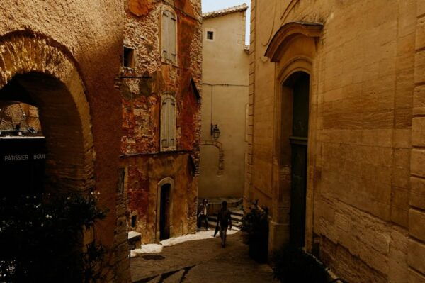Aix and Marseille: the Best of Luberon: Gordes & Rousillon - Transportation and Logistics