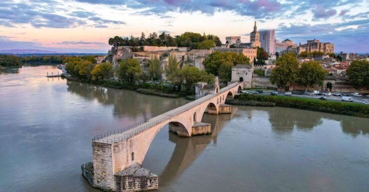 Aix En Provence and Avignon City of Popes Private Tour - Tour Highlights