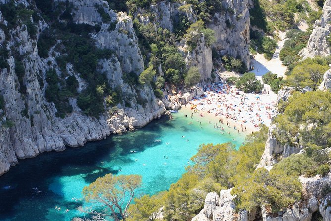 Aix En Provence and Cassis Full Day Private Tour - Sightseeing in Aix En Provence