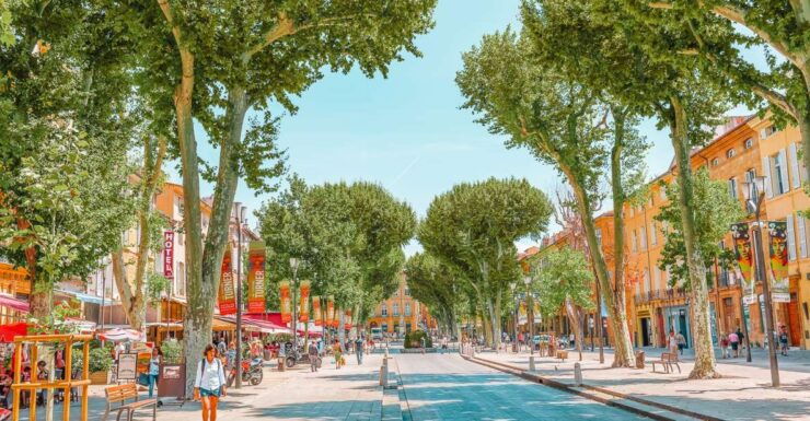 Aix En Provence: Guided Driving Tour With Hotel Transfer - Aix-en-Provences Cultural Charm