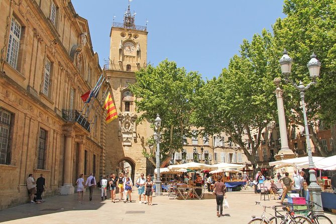 Aix En Provence, Marseille & Cassis Private Tour in Minivan - Tour Guide and Assistance