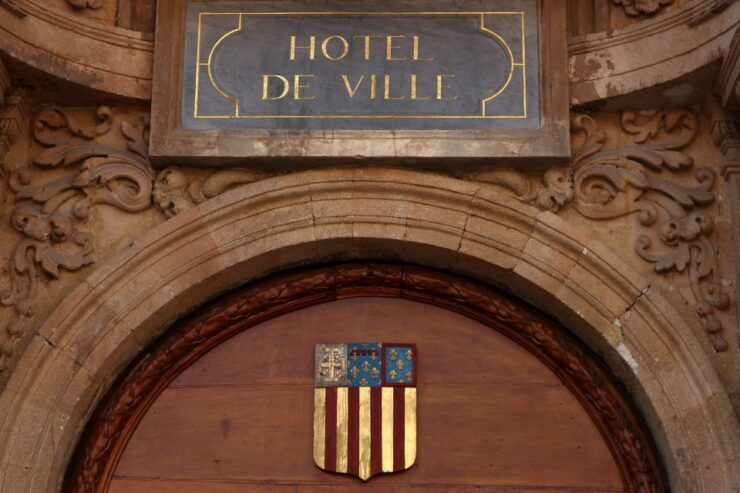 Aix-en-Provence: Private Old Town Tour - Itinerary Highlights