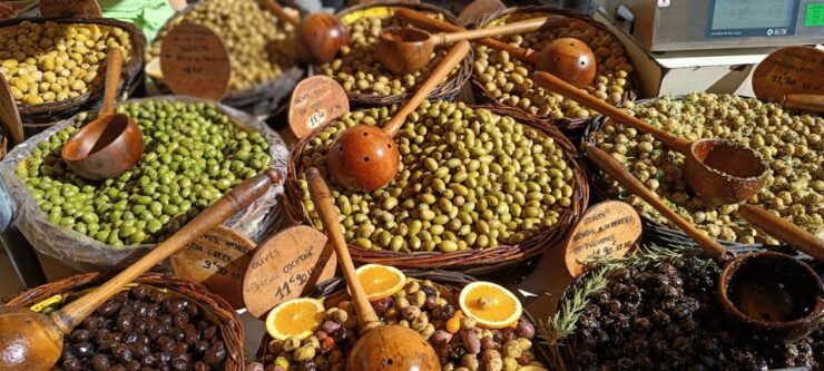Aix-en-Provence: Provençal Market & Villages Guided Day Trip - Pricing and Reservation
