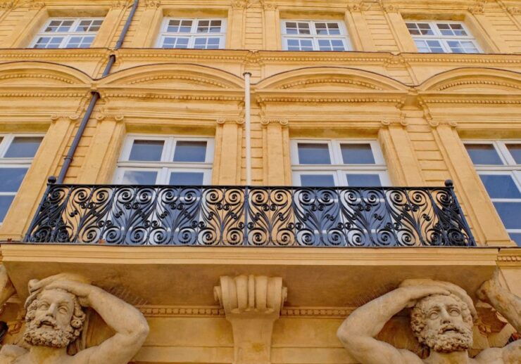 Aix-en-Provence: Scavenger Hunt and Self-Guided Tour - Experience Highlights