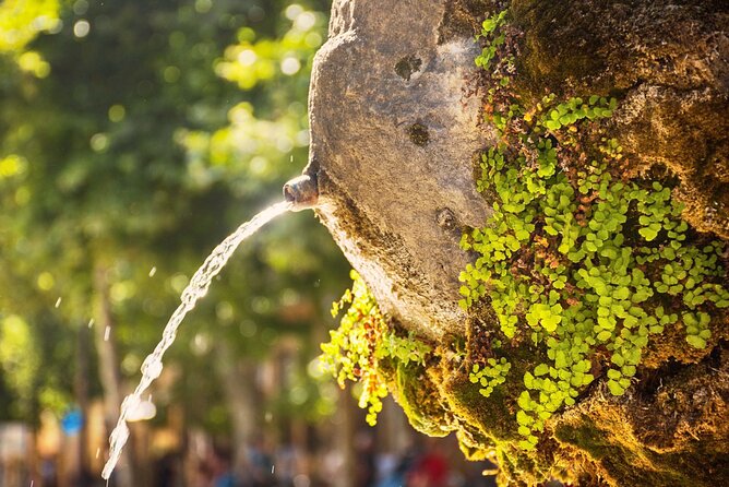 Aix-en-Provence Scavenger Hunt and Sights Self-Guided Tour - Tour Overview and Details