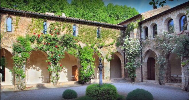 Aix En Provence: Visit & Wine Tasting Full Day Private Tour - Aix En Provence