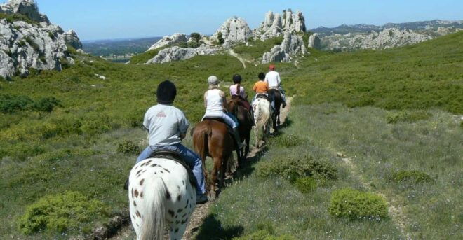 Aix & Marseille: Sainte Victoire Horse Ride, Picnic & Wine - Detailed Itinerary