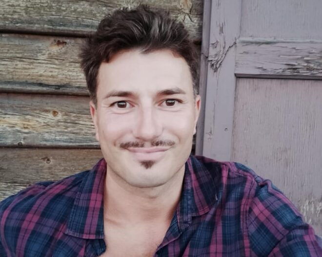 Aix or Marseille: Authentic Villages & Mary Magdalene'S Cave - Itinerary Details