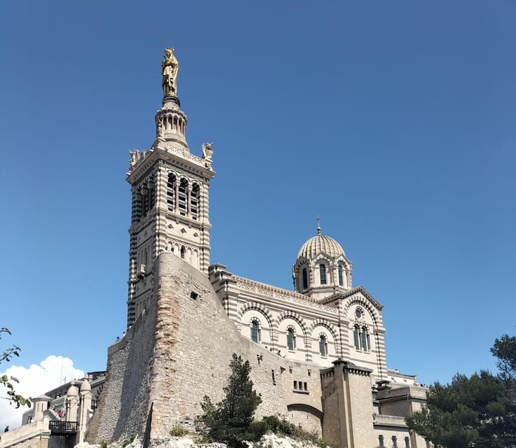 Aix or Marseille: Marseille & Wine Tour in Sainte Victoire - Exploring Vibrant Marseille