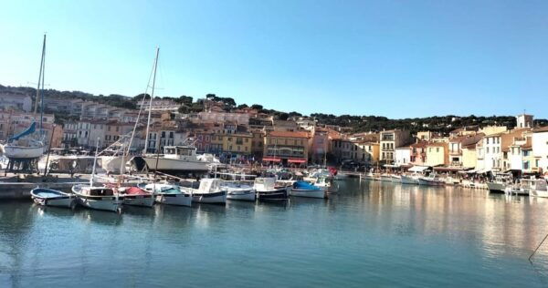 Aix or Marseille: Marseille & Wine Tour in Sainte Victoire - Vineyard Tour and Tasting