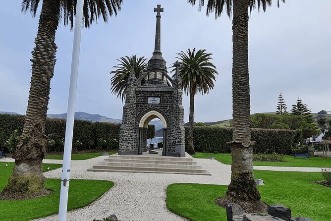 Akaroa and Akaroa Dolphins Day Tour - Good To Know