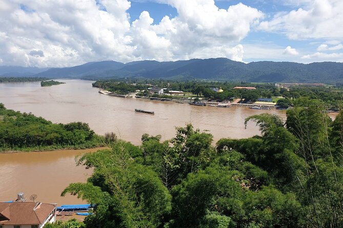 Akha Hill Tribes, Chiang Saen, Mae Sai & Golden Triangle Day Tour - Weather Requirements
