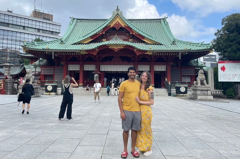 Akihabara Anime, Gaming, & Food Cultural Experience in Tokyo - Shop with a guide, then keep exploring