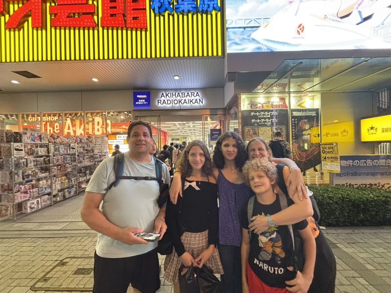 Akihabara Half-Day Private Anime & Manga Tour - Booking, timing, and cancellation