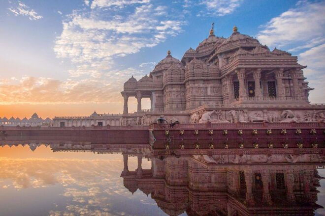 Akshardham: Exhibition, Light and Water Show With Transfers - Customer Reviews