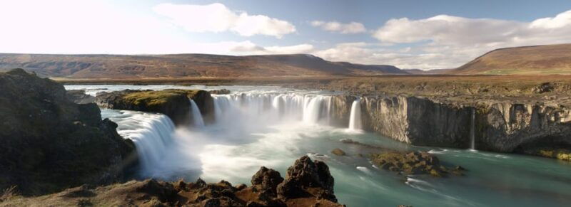 Akureyri: Lake Mývatn & Northern Lights - Winter Special - What Makes This Tour Stand Out?