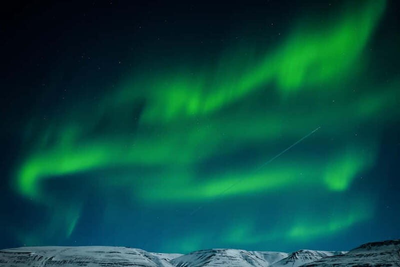 Akureyri: Northern Lights Hunt with Forest Lagoon Entry - Why This Tour Offers Great Value