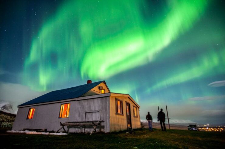 Akureyri: Northern Lights Photography Tour - Booking Details