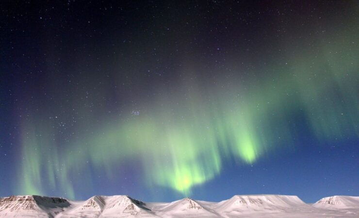 Akureyri: Northern Lights Tour With Transfer and Snacks - Activity Overview and Booking Details