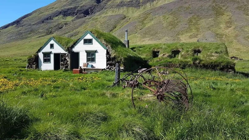 Akureyri: Super Jeep Tour with Icelandic Snacks - An In-Depth Look at the Akureyri Super Jeep Tour