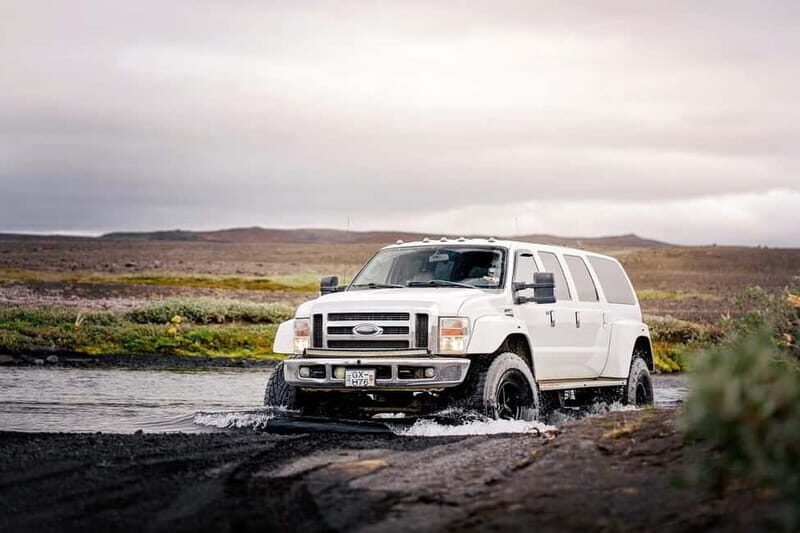 Akureyri: Super Jeep Tour with Icelandic Snacks - The Sum Up