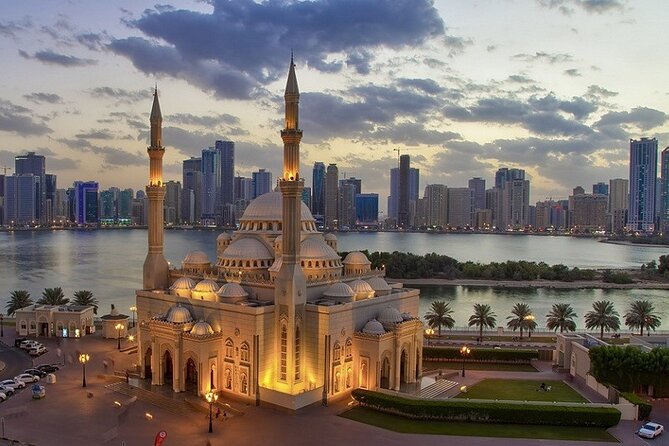 Al Noor Island Self-Guided Tour House Sharjah UAE - Tips for Exploring the Island