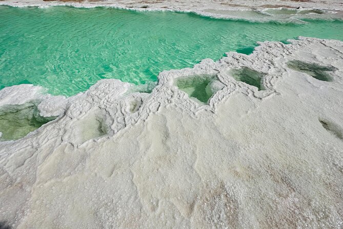 Al Wathba Fossil Dunes & Long Salt Lake Tour in Abu Dhabi - Fossil Dunes Exploration