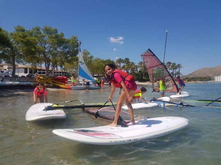 Alacudia Bay: 2-Hour Windsurfing Course - Booking Details