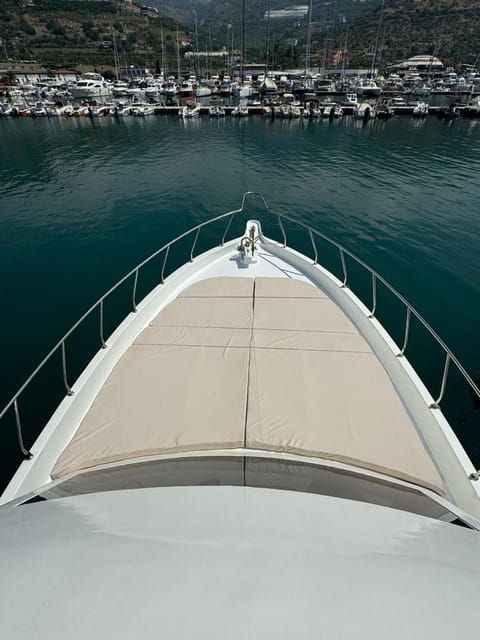 Alanya: 4 Hours Low Priced Luxury VIP Yacht Tour. - Included Services