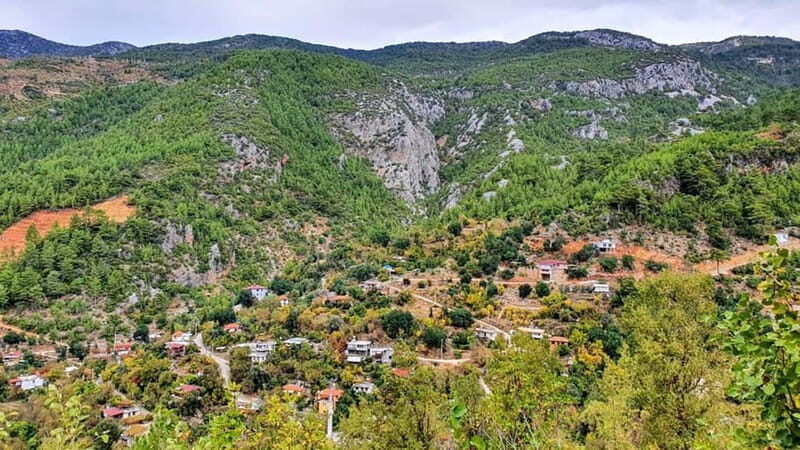 Alanya: Dim Cave and Dimçay River Jeep Safari Tour - The Itinerary in Detail
