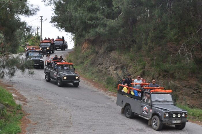 Alanya: Dim River, Dim Cave, and Kestel Jeep Tour with Lunch - Price and Value Assessment
