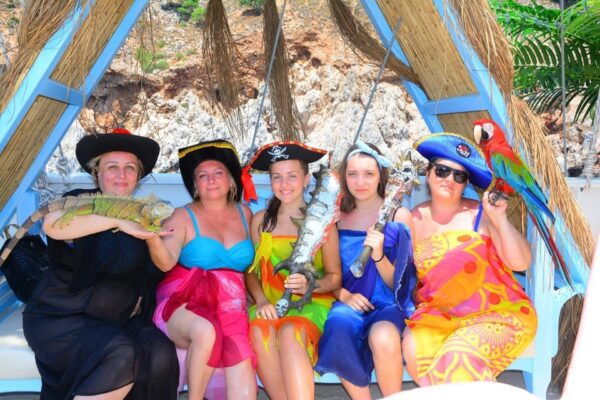 Alanya Harem Maldiv Yacht: Luxury Boat Tour - Customer Reviews and Experiences