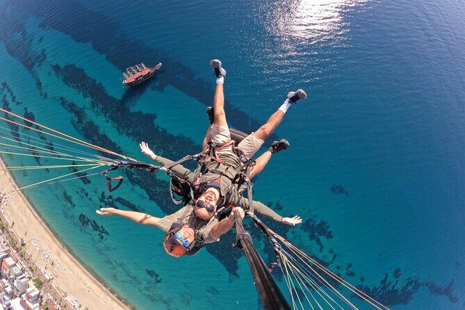 Alanya Paragliding and Cleopatra Beach from Antalya - Who Will Love This Tour?