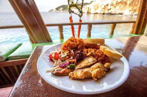 Alanya: Pirates Boat Trip With Lunch and Hotel Pickup - Frequently Asked Questions