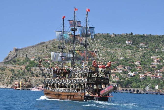 Alanya: Pirates Yacht Tour With Lunch and Soft Drinks - Itinerary Highlights
