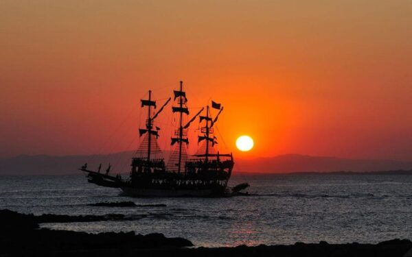 Alanya: Sunset Boat Includes Soft Drinks And Dinner - Frequently Asked Questions