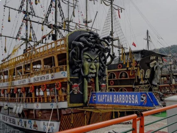 Alanya Sunset Boat Tour With Lunch and Soft Drinks - Key Points