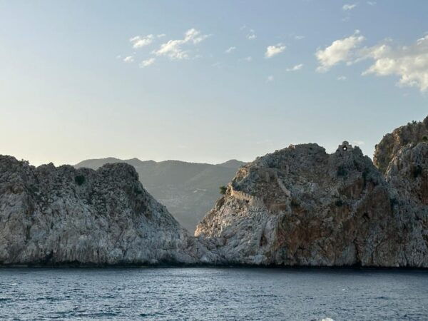 Alanya Sunset Boat Tour With Lunch and Soft Drinks - Tips for an Enjoyable Tour