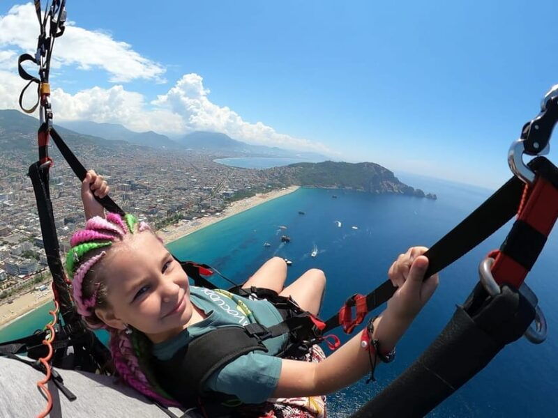 Alanya: Tandem Paragliding Flight to Cleopatra Beach - What Makes the Paragliding Experience Stand Out?