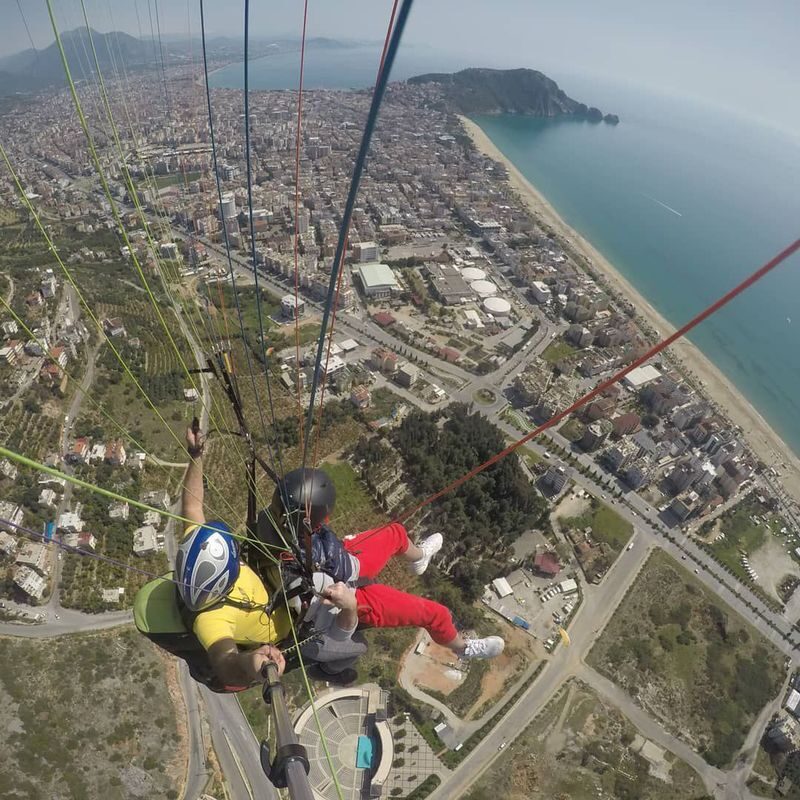 Alanya Tandem Paragliding from 700m with Meeting or Pick-Up - What the 700-meter view adds