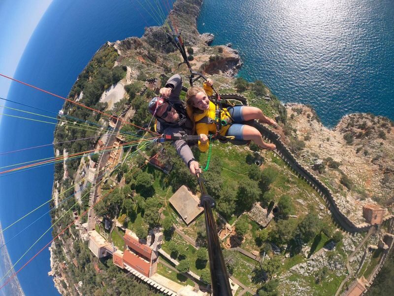 Alanya Tandem Paragliding from 700m with Meeting or Pick-Up - How long the outing takes, and what the price covers