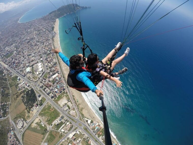 Alanya: Tandem Paragliding With Beach and Castle Views - Soaring Over Alanyas Landmarks