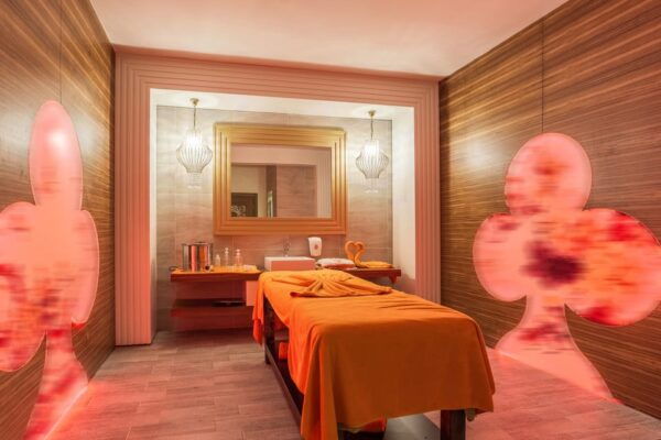 Alanya: Turkish Bath and Massage With Hotel Transfers - Tips for a Great Visit