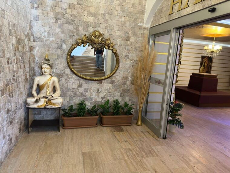 Alanya: Turkish Bath with Foam and Aromatherapy Massages - Price and Value