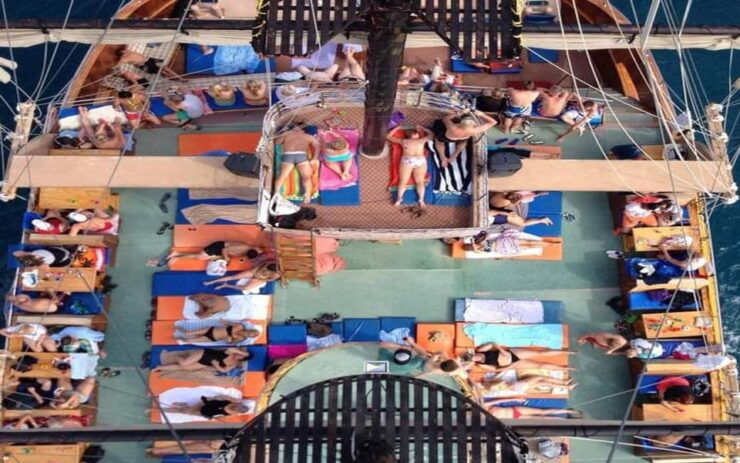 Alanya:Catamaran Tour With Lunch&Soft Drinks Animation Shows - Pricing Details