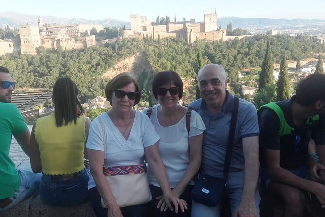 Albaicín & Sacromonte Walking Tour - Traveler Experiences
