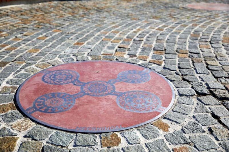 Albany: Guided Walking Tour with Wine Tasting - The Sum Up