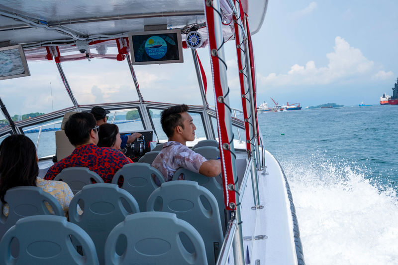 Albatross Hop-On Hop-Off Speedboat Pass - The hourly timetable calls for a little planning