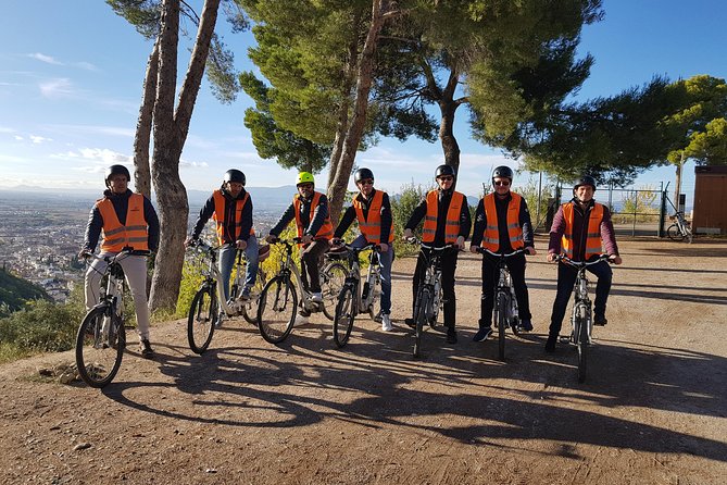 Albayzin and Sacromonte Electric Bike Tour in Granada - Tour Overview and Highlights