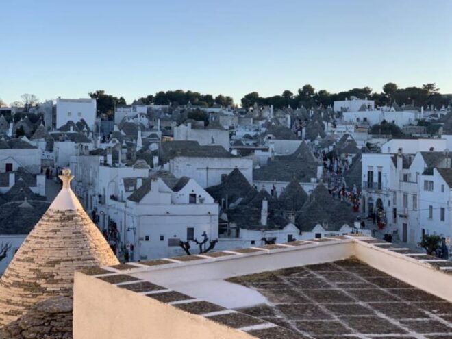Alberobello and Castel Del Monte Private Day Tour From Rome - Experience Highlights
